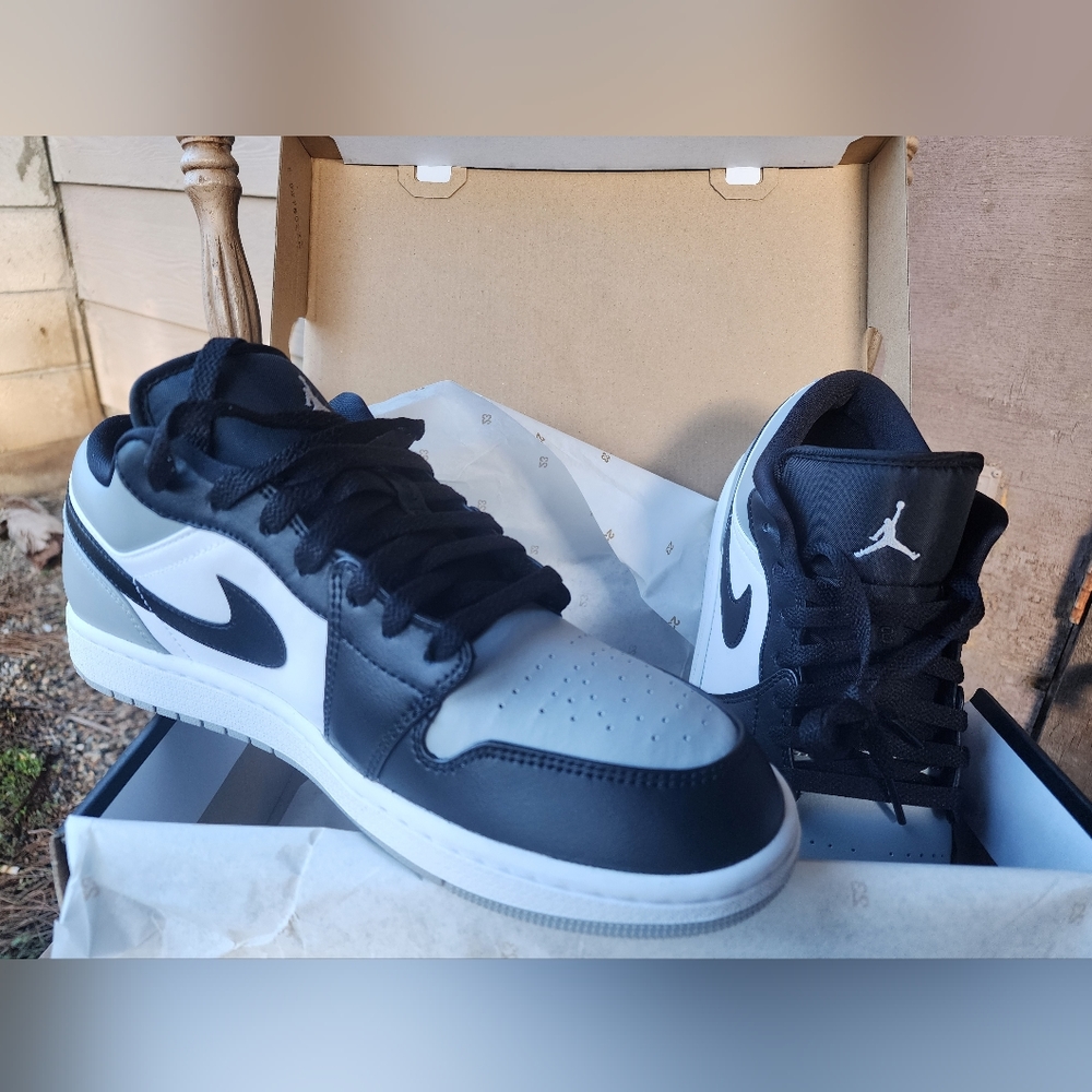 Nike Air Jordan 1 Low Shadow Toe Men's Size 11